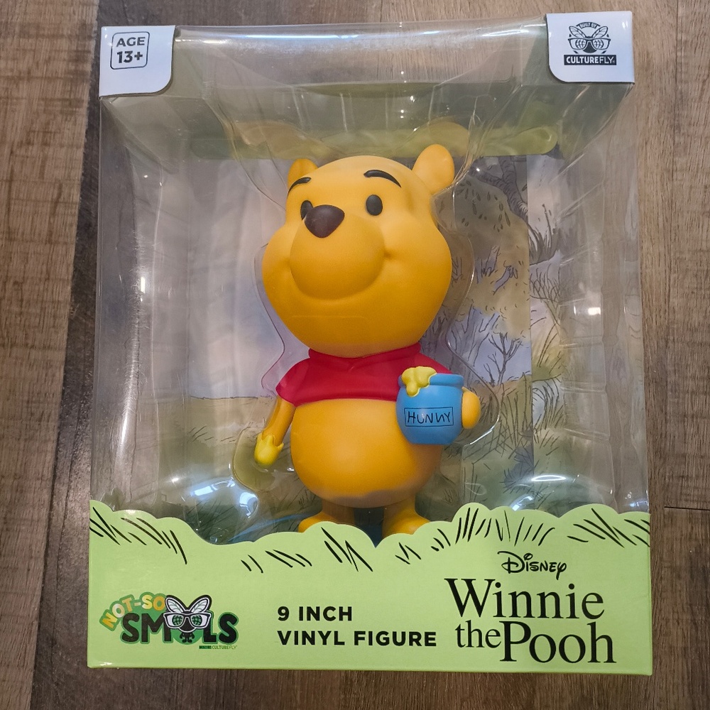 Winnie the Pooh 9 Inch vinyl Figure